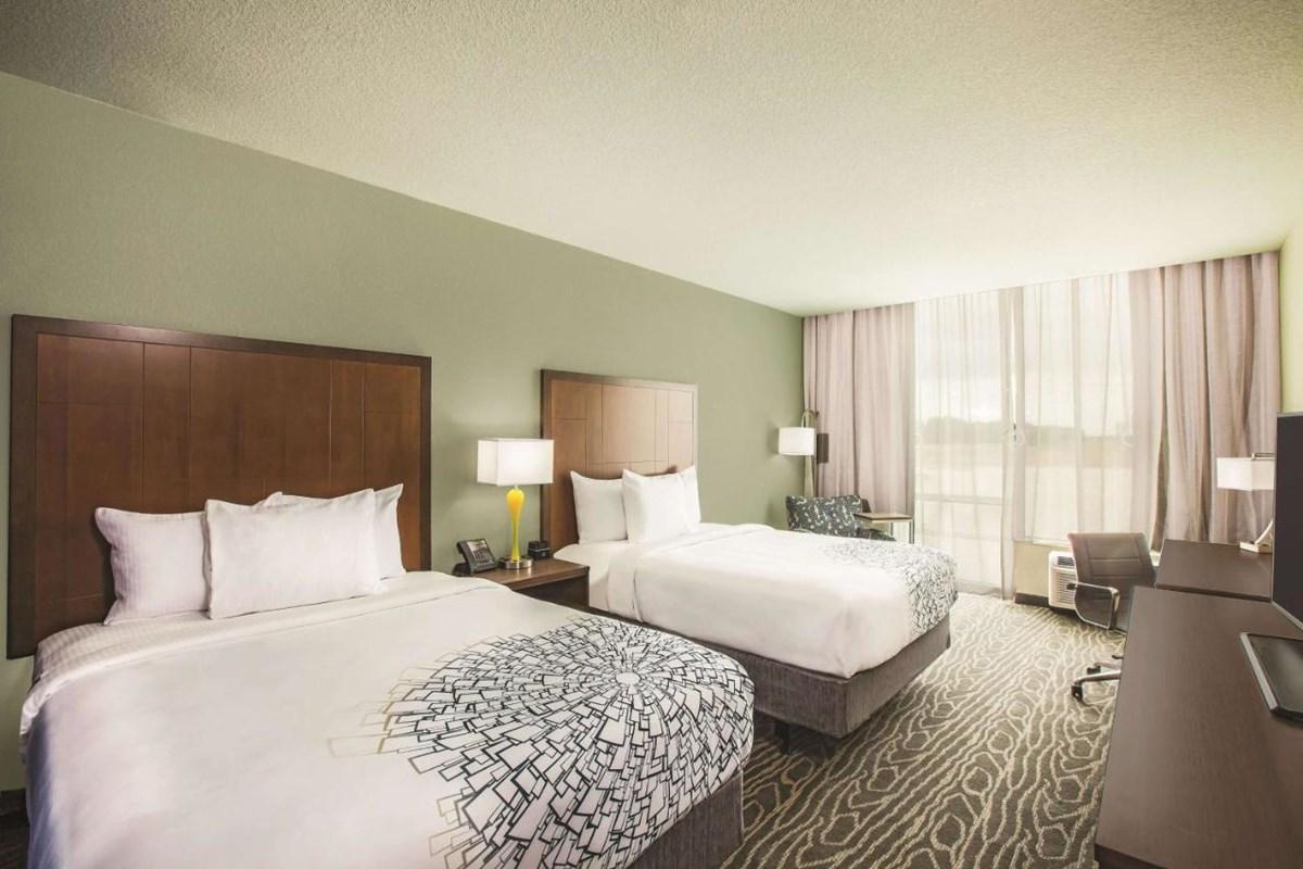 Hotel La Quinta By Wyndham Omaha Airport Downtown Carter Lake Zewnętrze zdjęcie