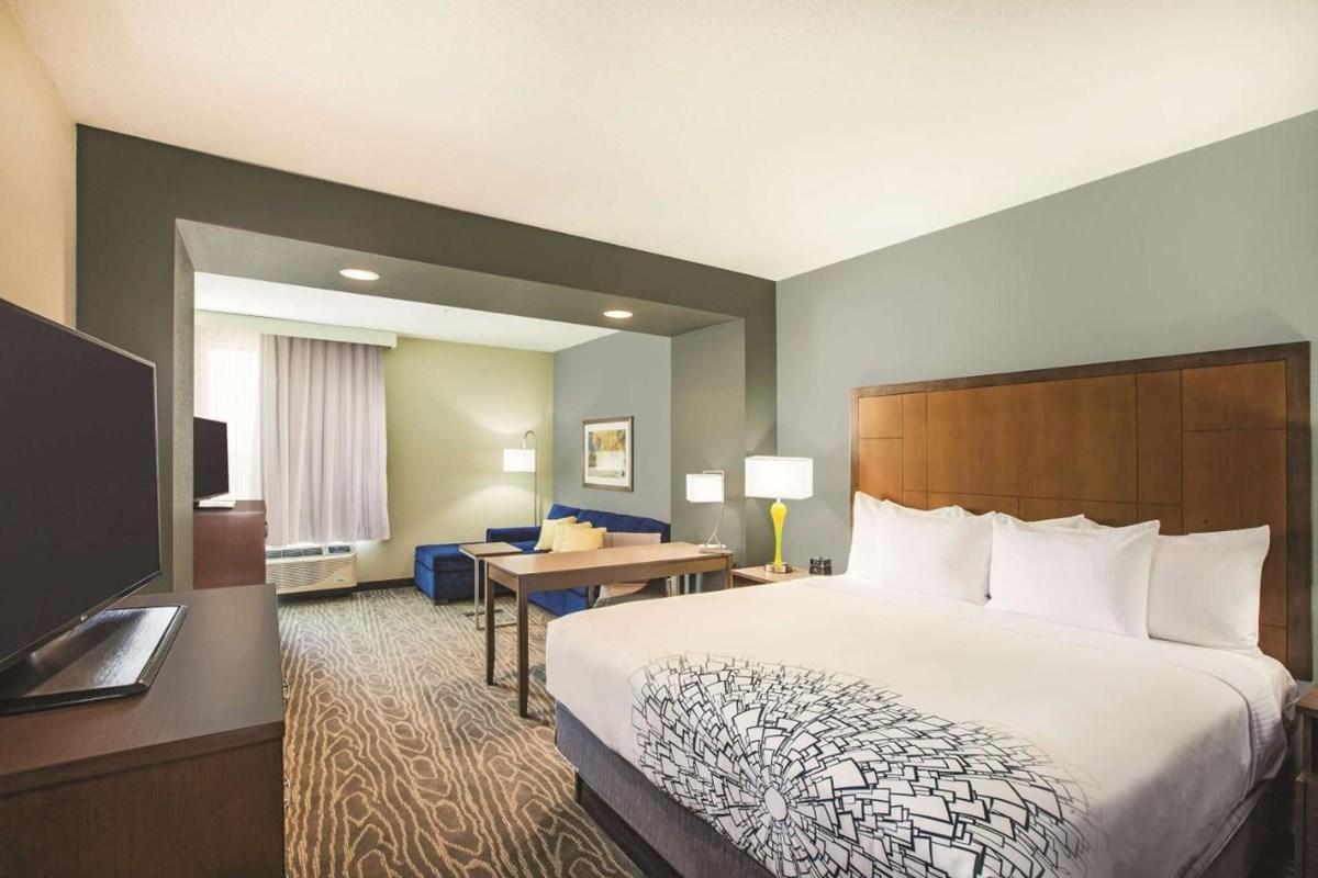 Hotel La Quinta By Wyndham Omaha Airport Downtown Carter Lake Zewnętrze zdjęcie