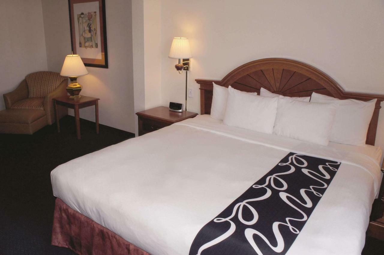 Hotel La Quinta By Wyndham Omaha Airport Downtown Carter Lake Zewnętrze zdjęcie