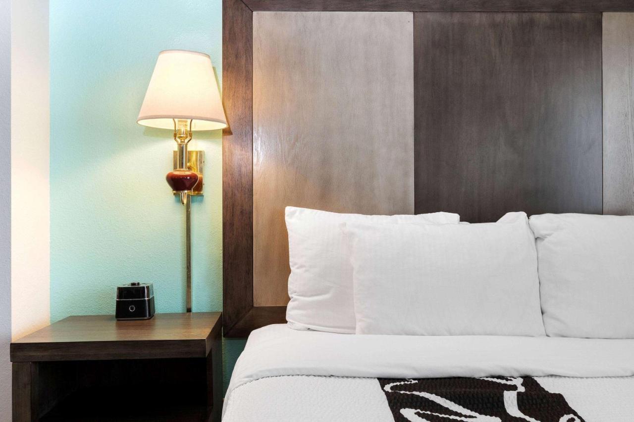 Hotel La Quinta By Wyndham Omaha Airport Downtown Carter Lake Zewnętrze zdjęcie